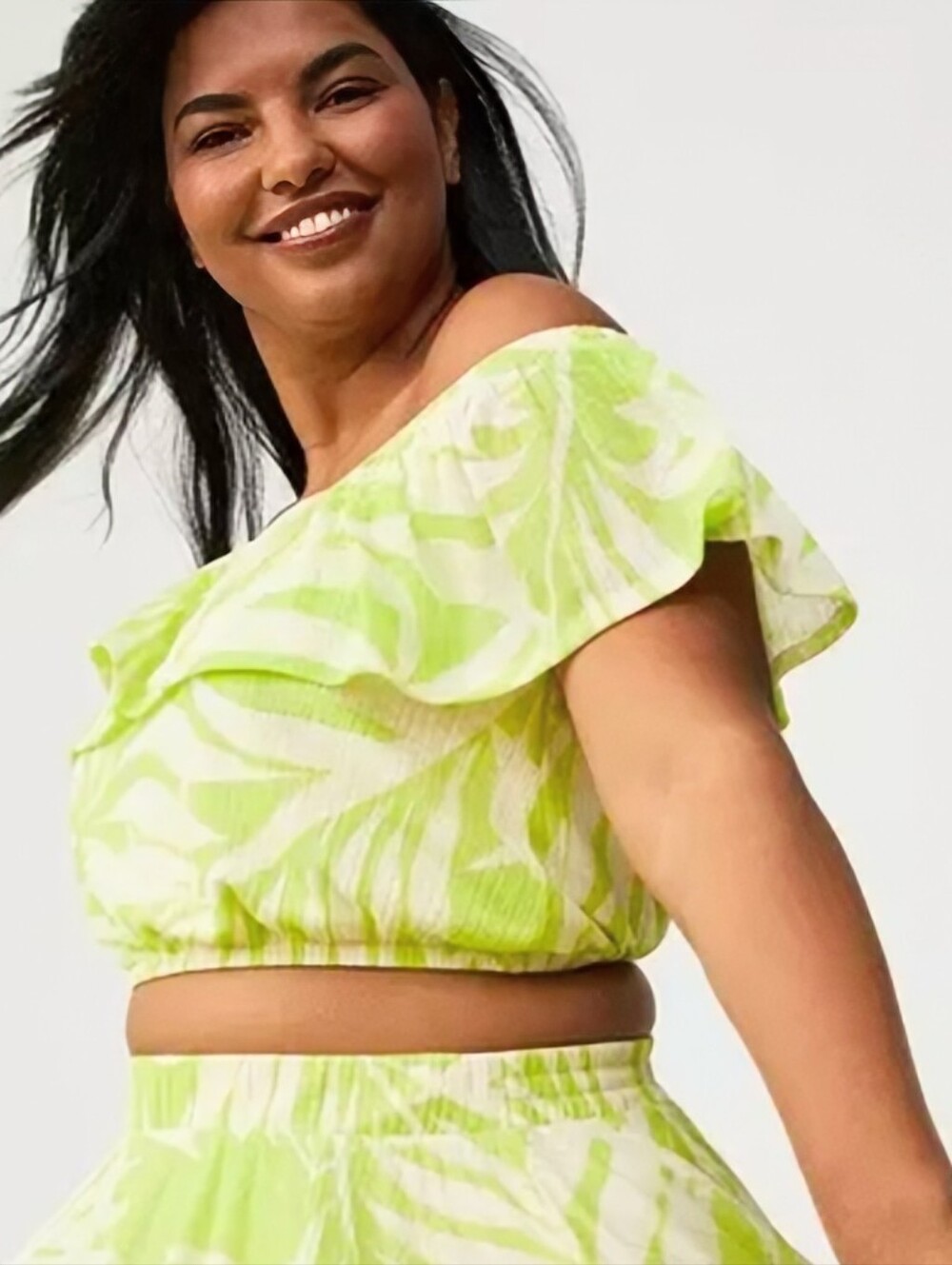 Nwot Torrid Lime 🍋‍🟩 Leaf-Print Off Shoulder Ruffle Sleeve Crop Plus Size 3X - Picture 3 of 9